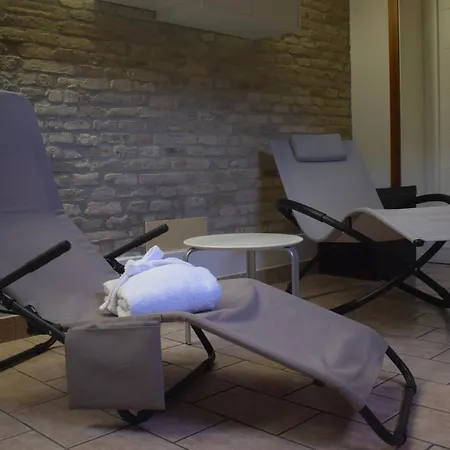 Ai18diamanti 4* Saludecio